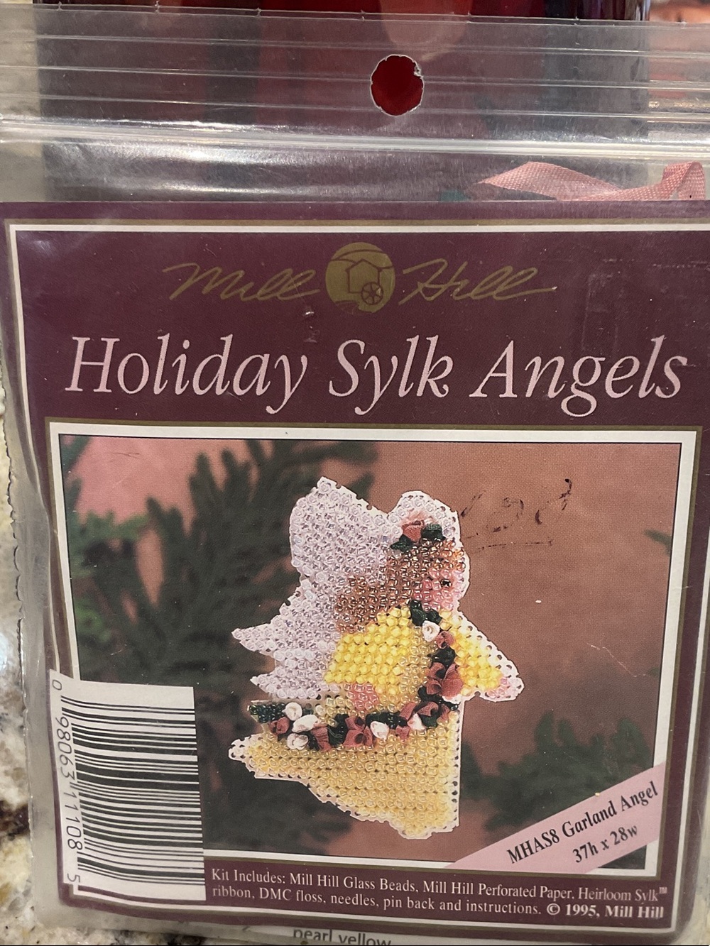 Mill Hill Holiday Sylk Angels Holiday Ornament Kit